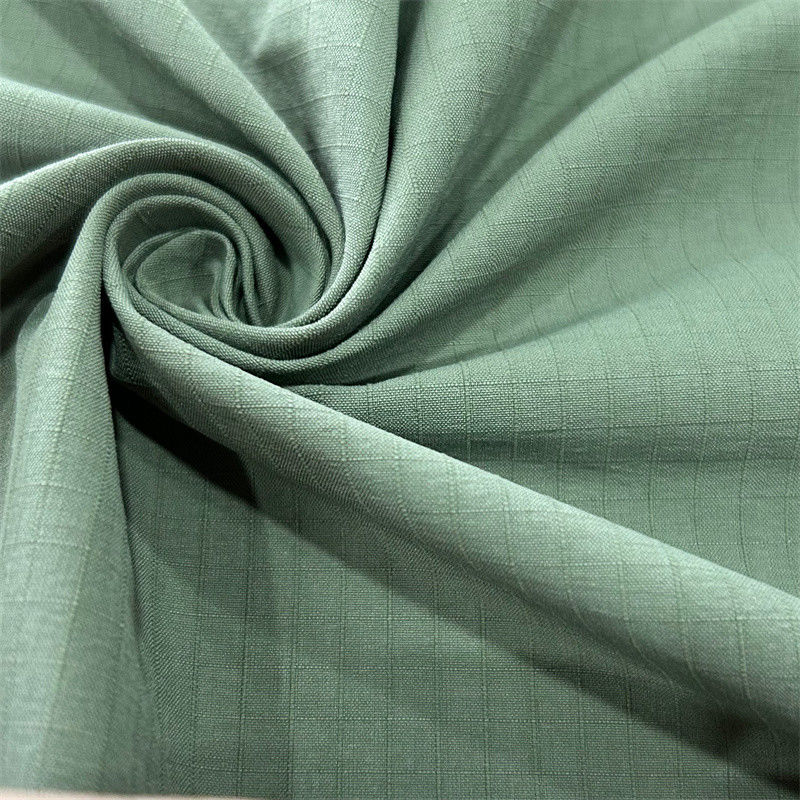 Tecido de Tafetá de Estiramento de Warp Matte 70D+40D*160D+160D/2 Para Roupas Exteriores