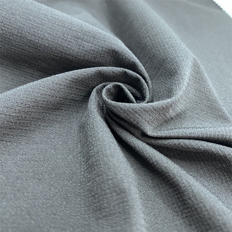 Tecido de montanhismo de nylon semi-brilhante com quadros, textura elástica espessa para roupas de exterior