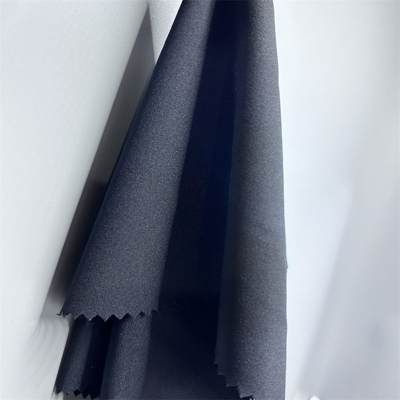 75D Tecido de poliéster espandêx reciclado Mate 2/1 Twill Four Side Elastic 75D+40D*75D+40D Superfície delicada